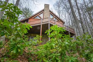 232 Lakeside Drive