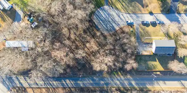 Image 2: 02-DJI_20251230145107_0038_D