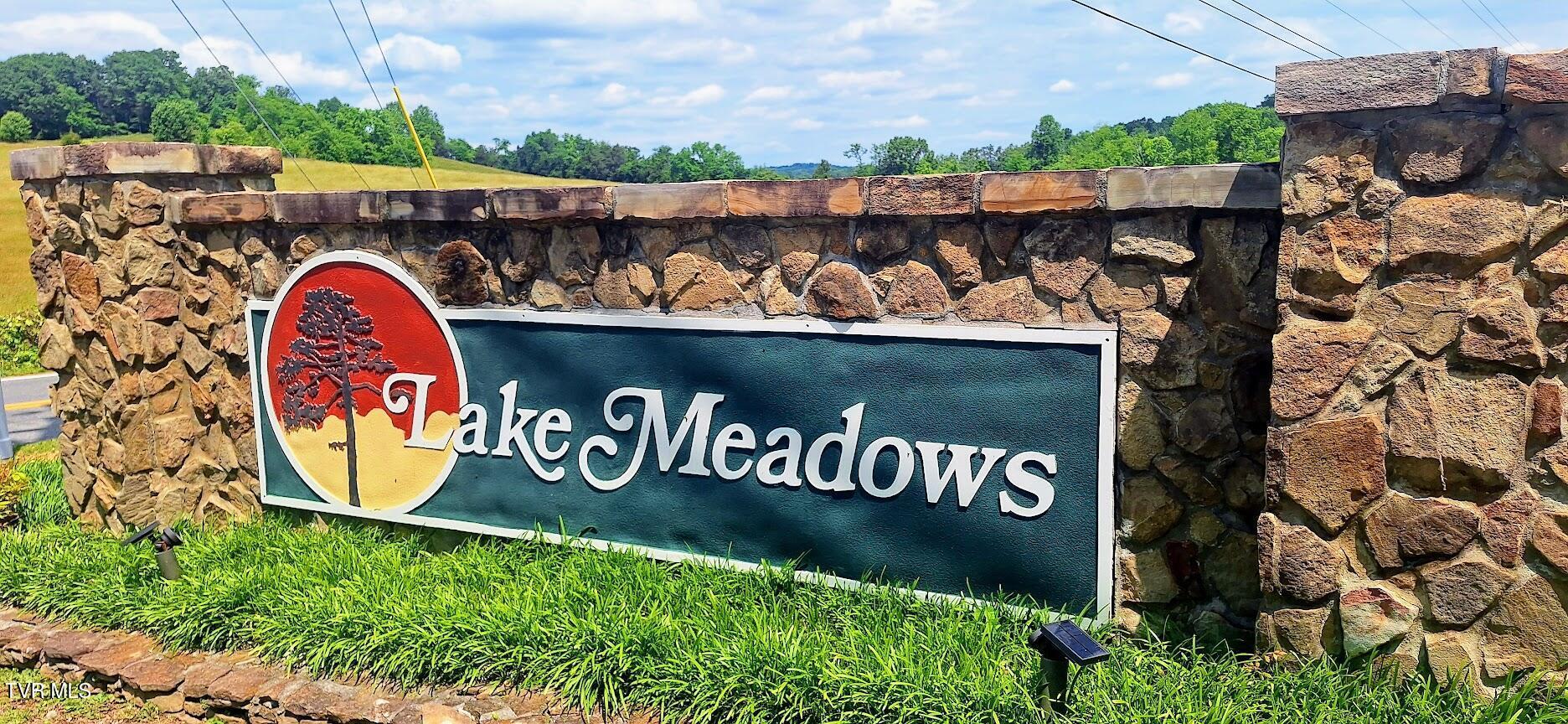 Image 2: Lake Meadows sign