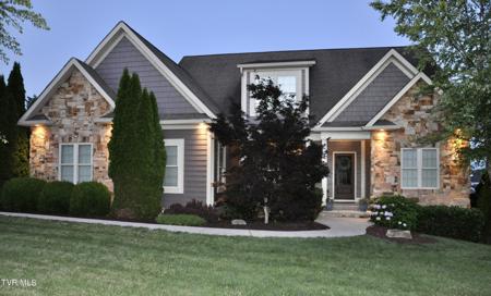 217 Forest Court