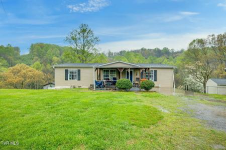 320 Clearwater Drive