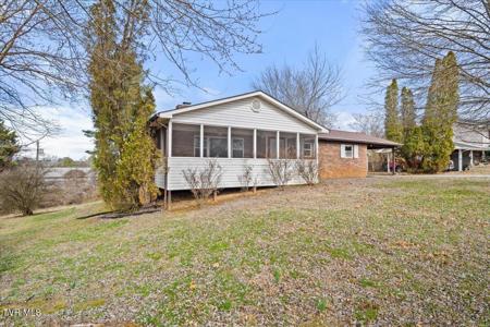 716 Lakewood Drive