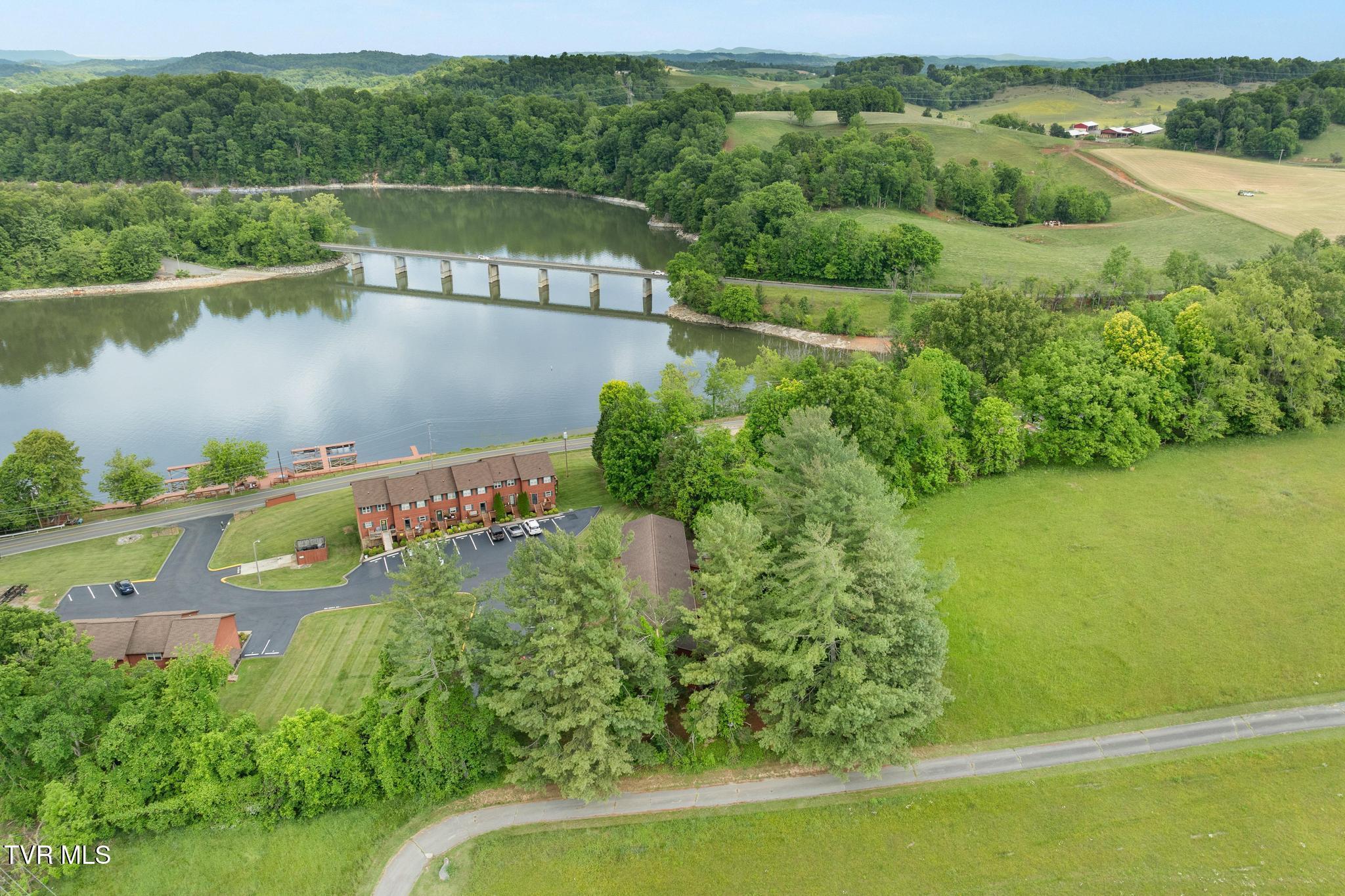 Image 4: DJI_0728