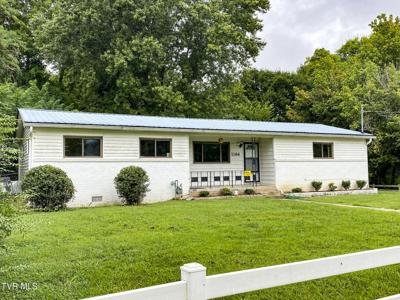 1166 Lake Drive