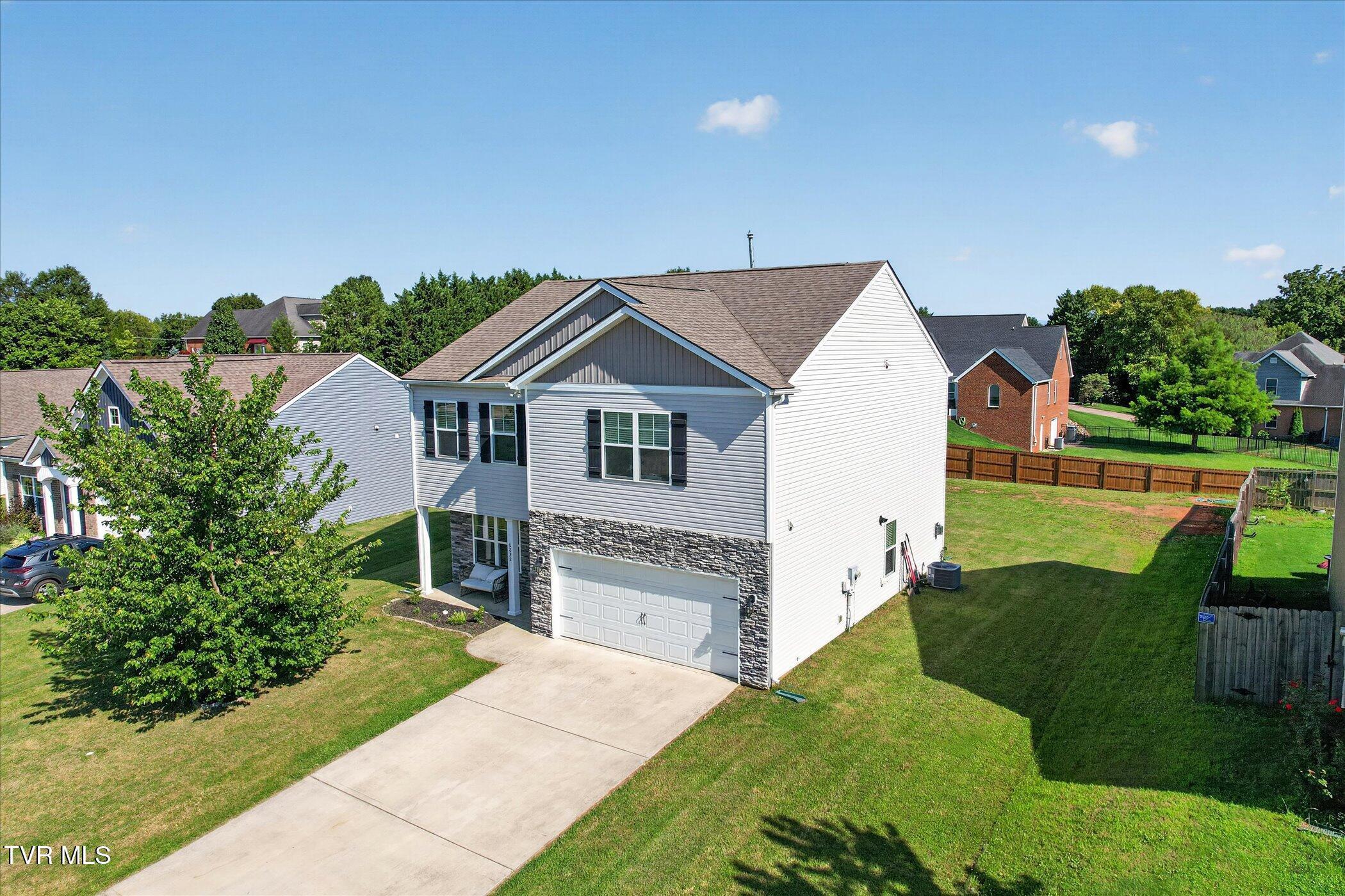 Image 1: 38-6822