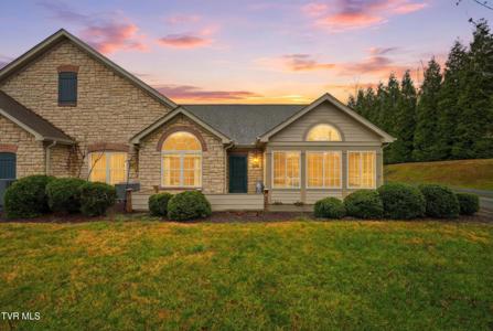 1721 Skyland Falls Court