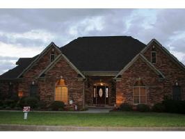 209 LOCHRIDGE BEND