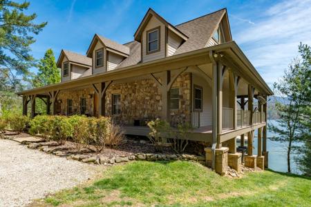 111 Springer Drive
