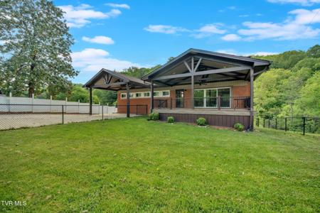 3749 Hemlock Park Circle