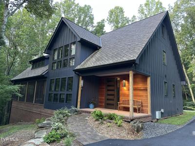 379 Hideaway Farm Road