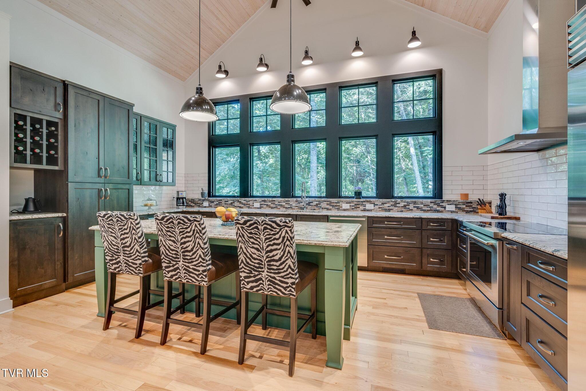 Image 3: 009 (1)