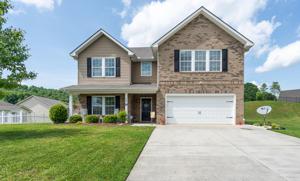 1821 Golden Oak Lane