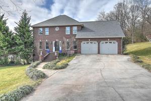176 Regency Drive