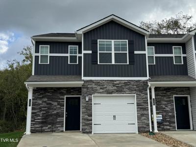 1121 Wenna Way