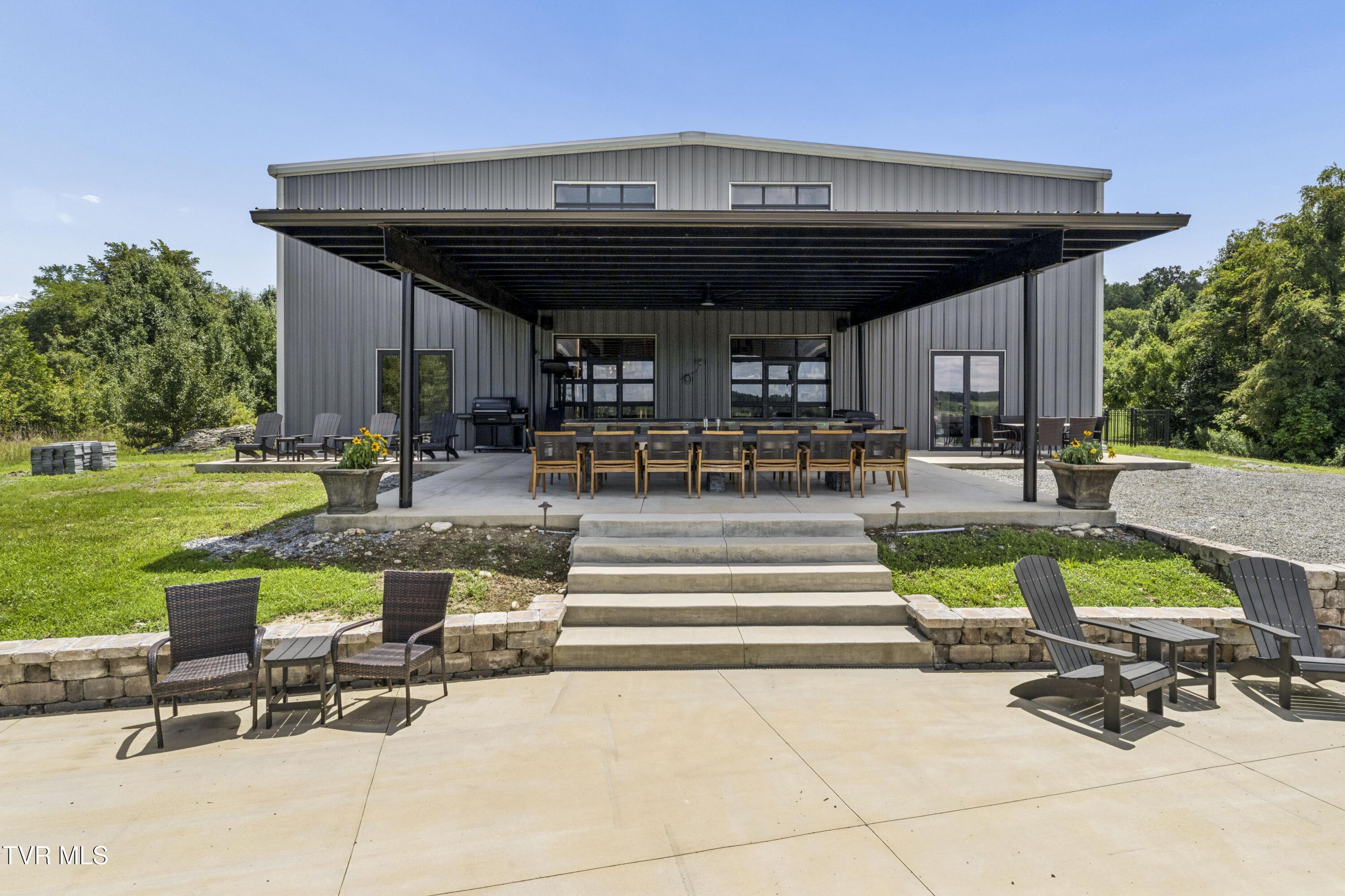 Image 3: AustinSpringsBarn-103