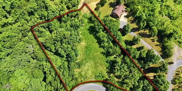 Image 2: 29-web-or-mls-1767 Stone Bridge Dr-28