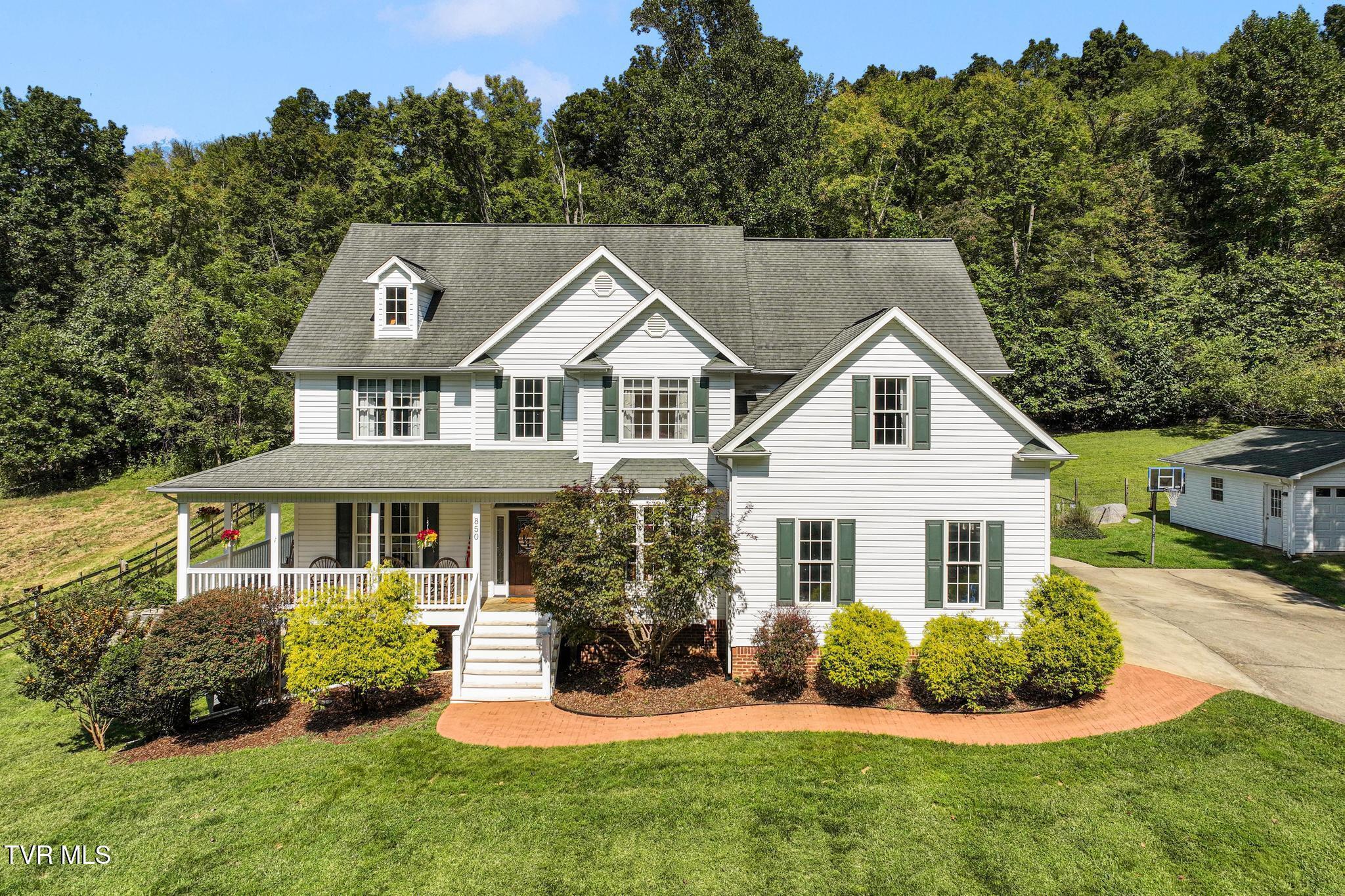 Image 1: 850 Beulah Church Road