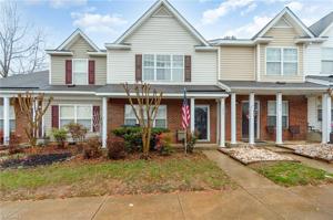 1037 Oak Blossom Way