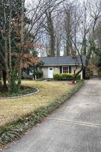 1905 Fox Creek Court