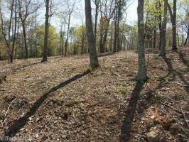 140 Flint Ridge Trail
