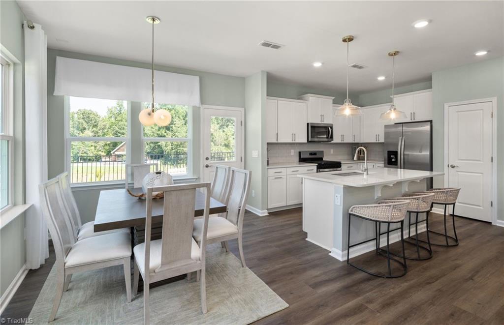 Image 3: Model Representation.  Selections will vary.