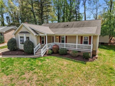1611 Maple Ridge Court