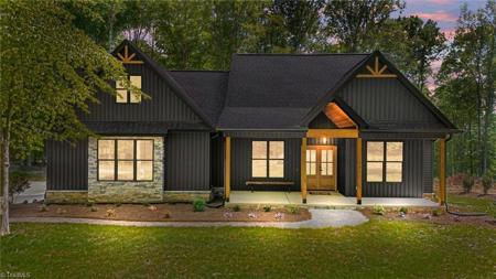 151 Lake Drive 6
