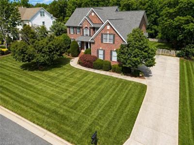 7 OWLS ROOST Court
