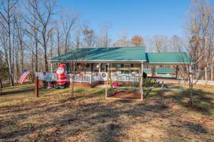 358 Skyline Drive