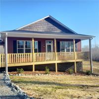 202 LAKE DRIVE 10