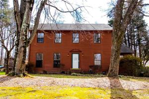 1613 Maple Ridge Court