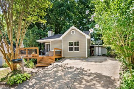 8 Dunnberry Court
