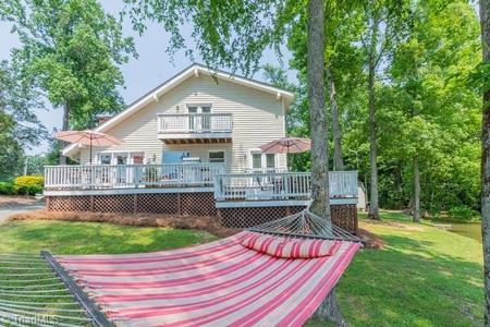554 Riverwood Drive