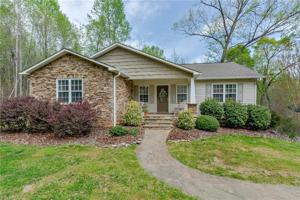 329 HillView Drive
