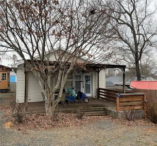 111 Hideaway Trail