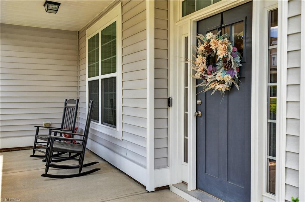 Image 2: Porch
