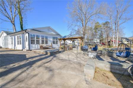 631 Hickory Point Drive