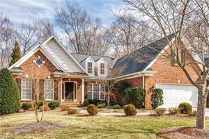 10 Bluff Ridge Court
