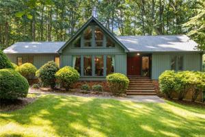 5005 Laurinda Drive