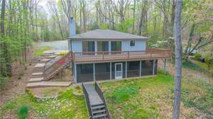 1657 Riverside Drive
