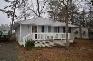 785 Pinehaven Drive