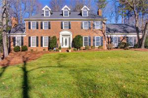 800 Blanton Place