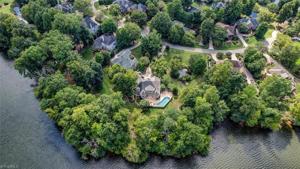 12 Laurel Cove