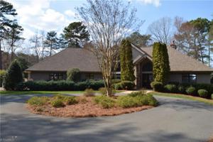 1768 Southpoint Lane