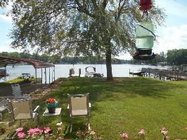 360 Lakeshore Drive