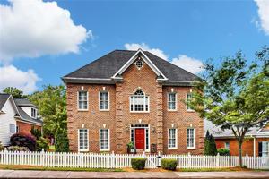 11 Thimbleberry Square