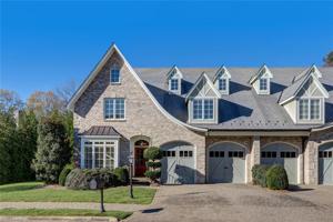 5 Granville Oaks Court