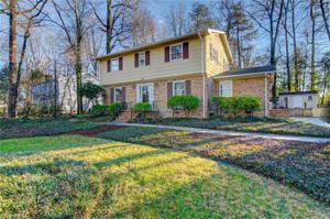 12 Wheaton Circle
