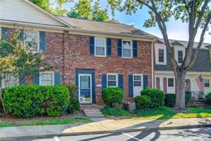 3221 Regents Park Lane