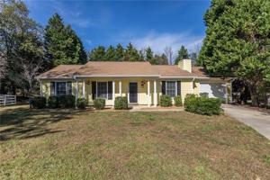 1604 N Oaks Court